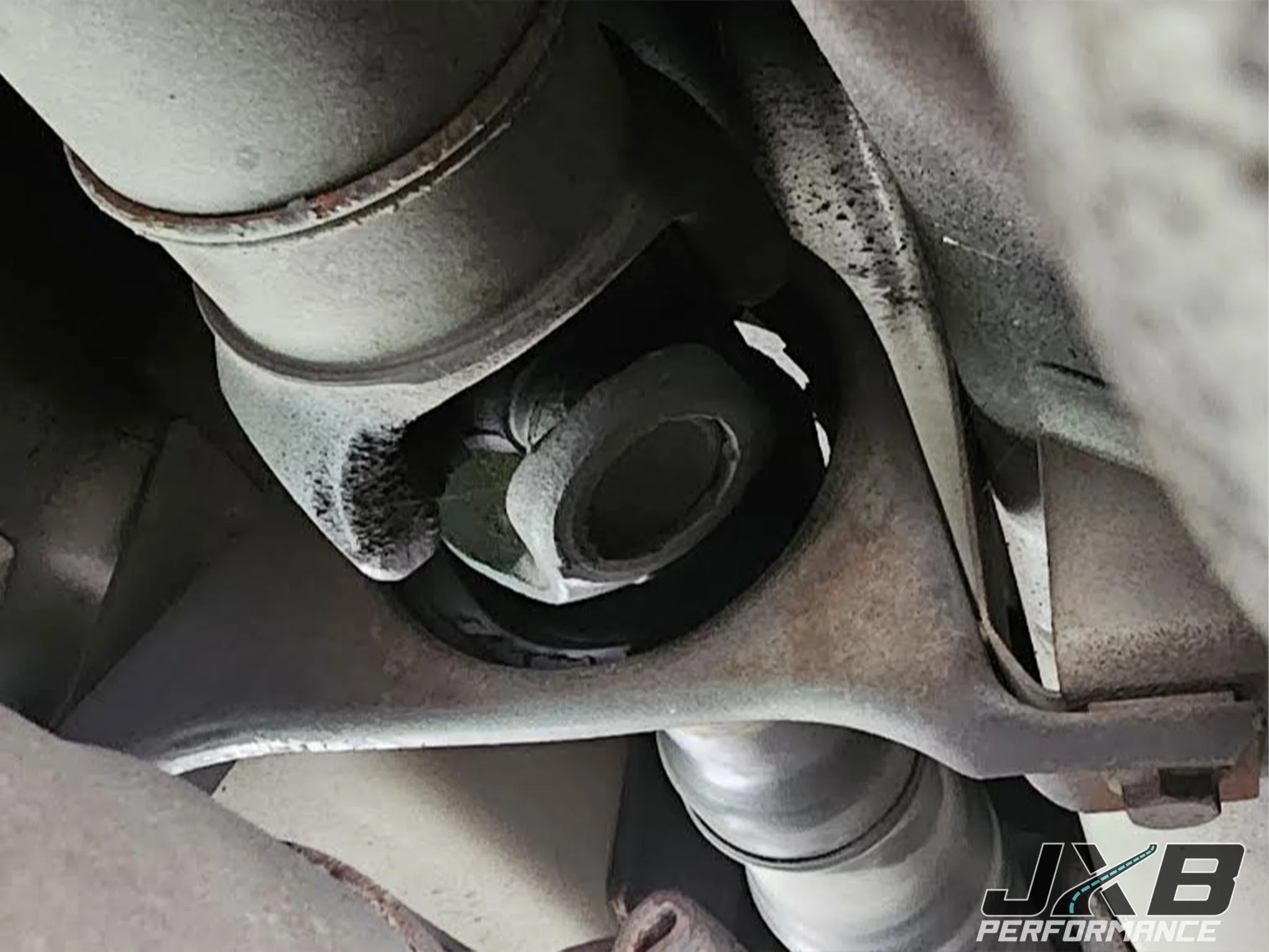 B6/7 A4 With 02X/5HP19 Driveshaft Center Support Bearing Carrier